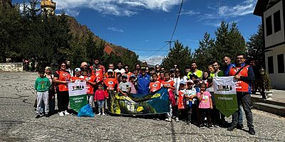 Gümüşhane’de Dünya Temizlik Gününde çevre temizliği yapıldı