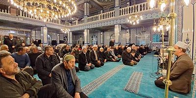 Gümüşhane’de Enderun Usulü Teravihe Yoğun İlgi