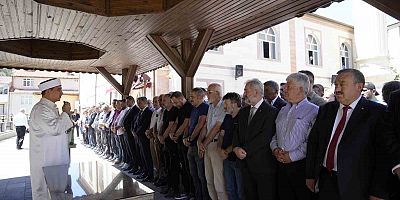 Gümüşhane’de Haniye için gıyabi cenaze namazı kılındı
