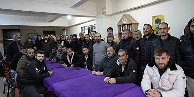 Gümüşhane’de maaşlarını alamayan 400 maden işçisi grevde