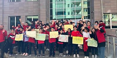 Gümüşhane’de Öğrenciler Gençlik Merkezinde Eğitimle Eğlenceyi Birleştirdi