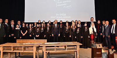 Gümüşhane’de Öğretmenler Günü kutlandı