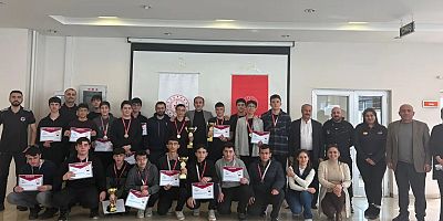 Gümüşhane’de Okul Sporları Satranç İl Birinciliği Müsabakaları Tamamlandı