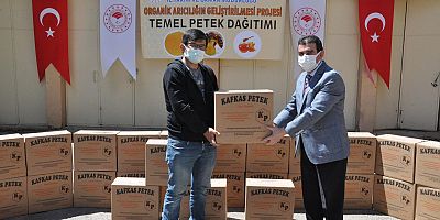 Gümüşhane’de Organik Arıcılığa 1 ton Temel Petek Desteği