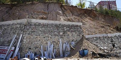 Gümüşhane’de sanayi sitesinde heyelan riski nedeniyle 25 iş yeri boşaltıldı