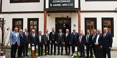 Gümüşhane İl Genel Meclis Başkanlığına Av. Eşref Balki yeniden seçildi.