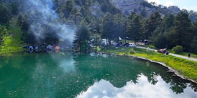 Gümüşhane’nin Saklı Cenneti Altınpınar Limnide  Unutulmaz Kamp: 42 Sporcu Katıldı