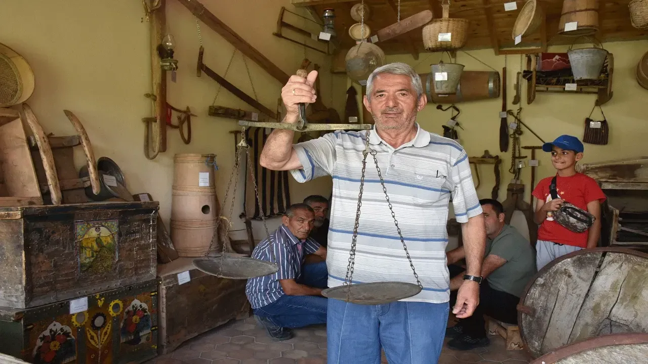 Gümüşhane’nin Yeniköy’ünde Eski Tarım ve Ev Eşyalarıyla Köy Müzesi Açıldı
