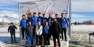 Gümüşhane Spor Lisesi atletizmde Türkiye Finallerine adını yazdırdı