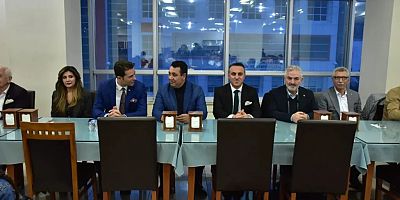 Gümüşhane Üniversitesi’nde protokol ve öğrenciler Kadir Gecesi iftarında buluştu