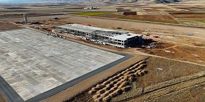 Gümüşhane ve Bayburt’un dünyaya açılacak kapısı olan havalimanı hızla yükseliyor