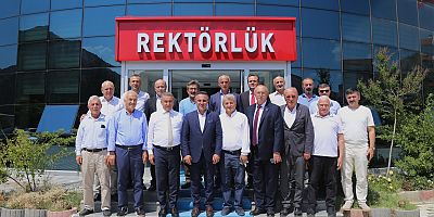 GÜSİAD ve GÜKAV Heyetinden Rektöre Geniş Katılımlı Ziyaret
