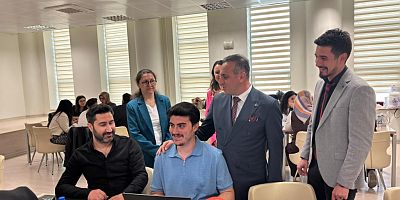 Hemşirelik Öğrencilerinin Klinik Süreci Masaya Yatırıldı