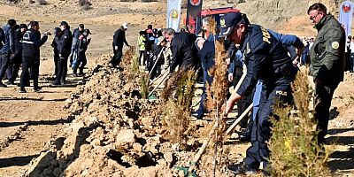 Her Bir Fidan Şehidimize, Bin Nefes Geleceğimize