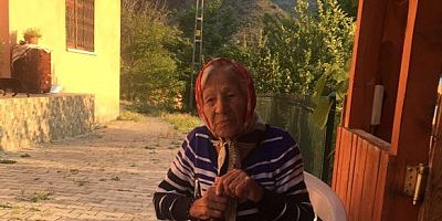 İkram Araz Hakkın Rahmetine Kavuşmuştur.