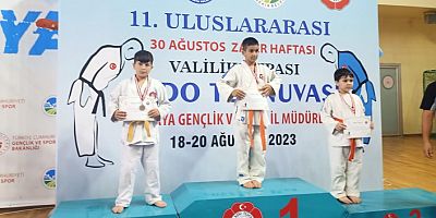 Judo takımımız madalyalarla döndü