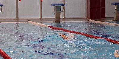 Kadınlara özel ücretsiz yüzme kursu düzenlenecek