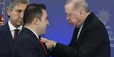 Kara’nın rozetini Cumhurbaşkanı Erdoğan taktı