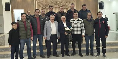 Kelkit Belediyesi’nden Emekli Personellere Vefa Dolu Veda Yemeği