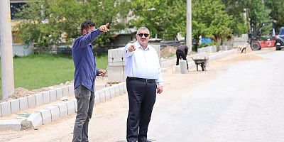 Kelkit’te Bahçelievler Mahallesinde Yol Seferberliği