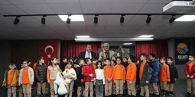 Kelkit’te Kahkaha Tufanı! Dilaver Cebeci Salonu Tarihi Günlerinden Birini Yaşadı