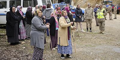 Köylü kadınların kararlılığı maden aramasını durdurdu
