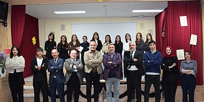 Mareşal Çakmak Sosyal Bilimler Lisesi’nde Kültür Şöleni: Şiirler Konuştu