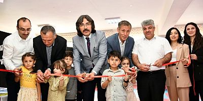 Minikler Sergi Düzenleyerek Çevrenin Sesine Kulak Verdi