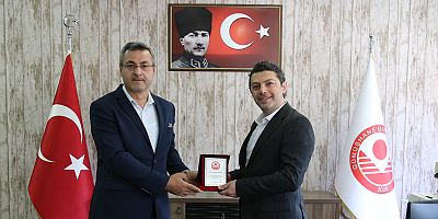 Mühendislik ve Doğa Bilimleri Fakültemizde Bayrak Değişimi