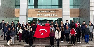 Öğrencilerimizden Ata’ya Saygı Yürüyüşü