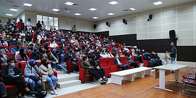 Öğrencilerimize Siber Güvenlik Eğitimi Verildi