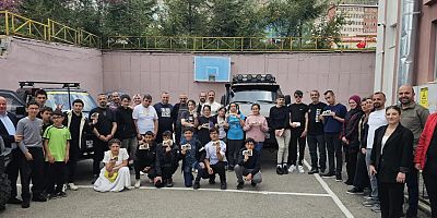 Okul Bahçesine Dev Araçlarla Girdiler! Özel Çocukların Heyecanı Görülmeye Değerdi
