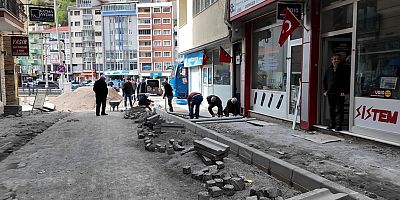 Onarım ve kaldırım yenileme Çalışmaları Devam ediyor