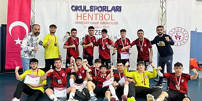 Rize’de Gümüşhane Fırtınası Esti!