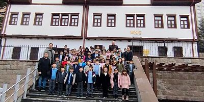 SINIFIN ÖTESİNDE EĞİTİM: GÜMÜŞHANE'DE ÖĞRENME HAYATIN İÇİNDE