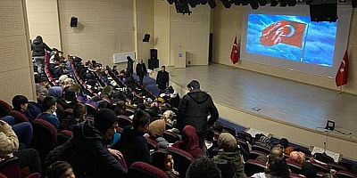 Şiran Halk Kütüphanesinde Film Günleri Devam Ediyor