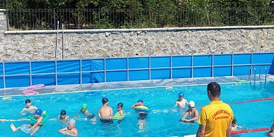 Torul’da Portatif Yüzme Havuzu Hizmete Açıldı: Gümüşhane’de Havuzsuz İlçe Kalmadı