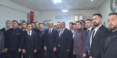 Ülkü Ocakları Genel Başkan Yardımcısı Kadir Ensar Ejder Gümüşhane'ye ziyarette bulundu
