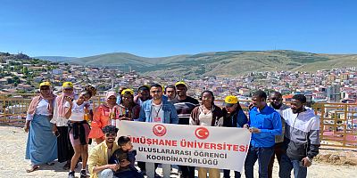 Uluslararası Öğrencilerimiz Bayburt'ta Dede Korkut Kültür ve Sanat Şöleni’ne Katıldı