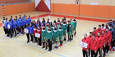 ÜNİLİG Hentbol Bölgesel Ligi Üniversitemizde Başladı