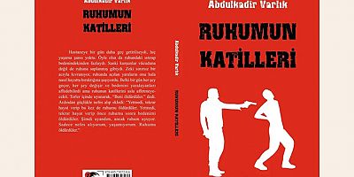 Üniversitede okurken ilk kitabını çıkardı