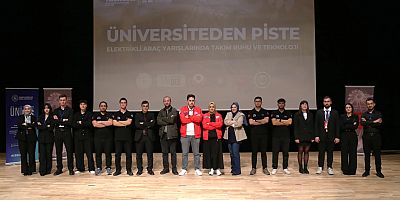 “Üniversiteden Piste: Elektrikli Araç Yarışlarında Takım Ruhu ve Teknoloji” Etkinli Gerçekleştirildi