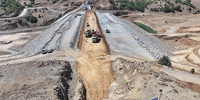 ÜNLÜPINAR BARAJI’NDA ÇALIŞMALAR SÜRÜYOR,