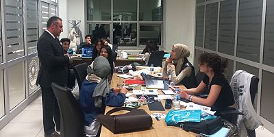 Uyumayan Kütüphane