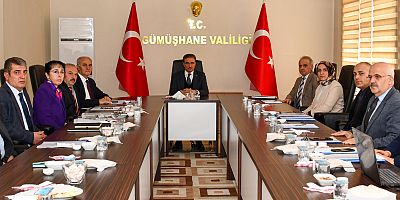 Vali Aydın Baruş, İl Özel İdaresi'nin ziyaret etti