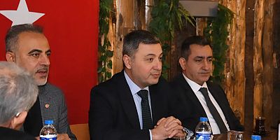 Vali Tanrısever gazetecilerle buluştu