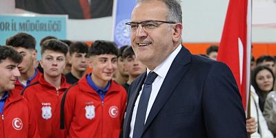 Voleybol ülkesinin voleybol şehriyiz’