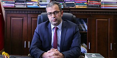 YALÇIN PROFESÖR OLDU