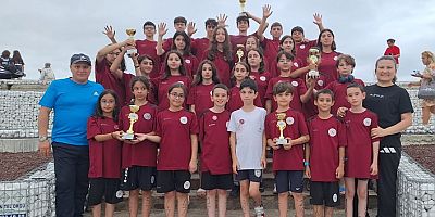 Yüzücülerimiz Gümüşhane’ye 6 kupayla döndü