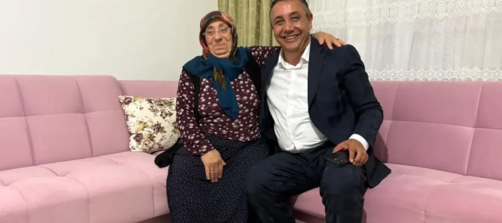 Yıllar önce iğnesini yapıyordu… Başkan olunca da unutmadı
